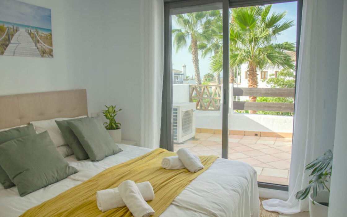 Квартира з терасою в Естепоні, 2 спальні, 76 кв.м