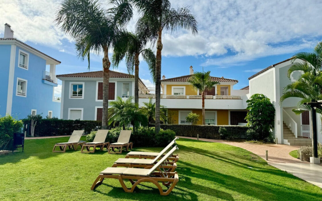 Квартира 90 кв.м з терасою в Кампанарио біля моря