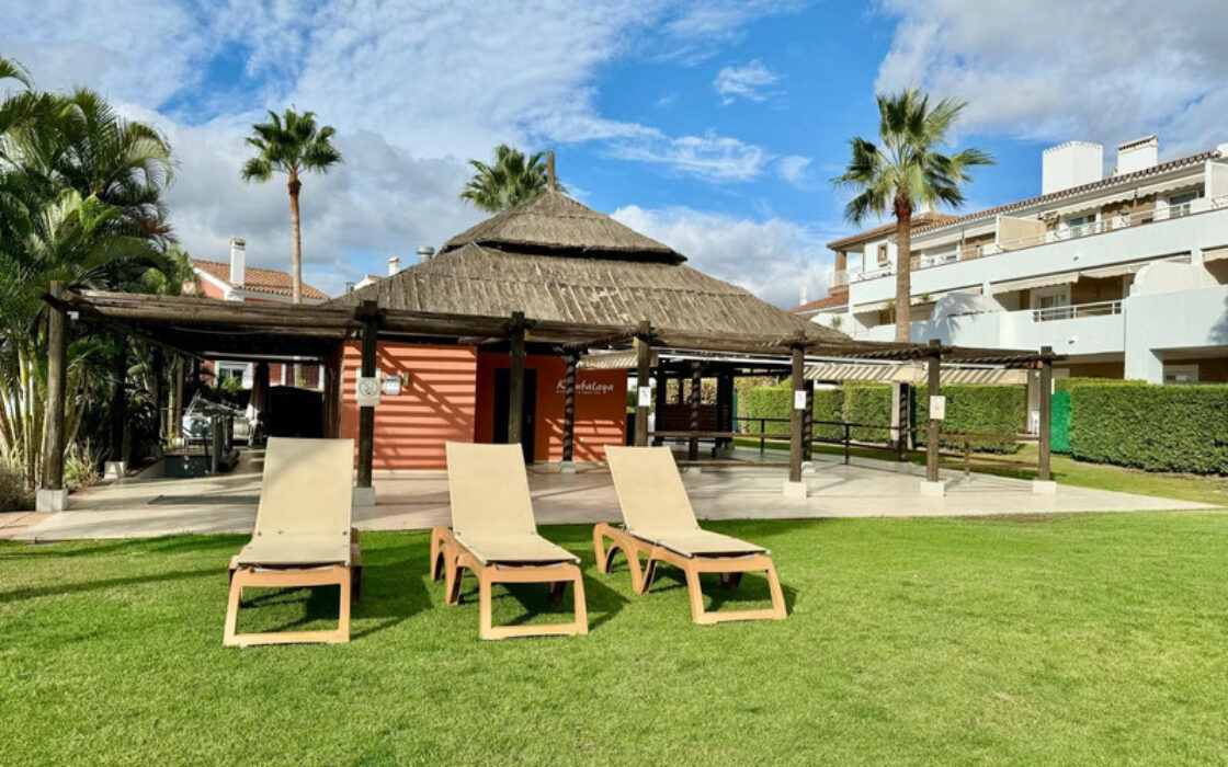 Квартира 90 кв.м з терасою в Кампанарио біля моря