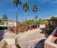 Эксклюзивная вилла в Бенидорме с террасой и бассейном