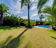 Эксклюзивная вилла в Бенидорме с террасой и бассейном