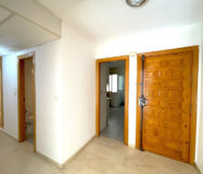 Простора квартира в Естепоні з терасою 123 кв.м.