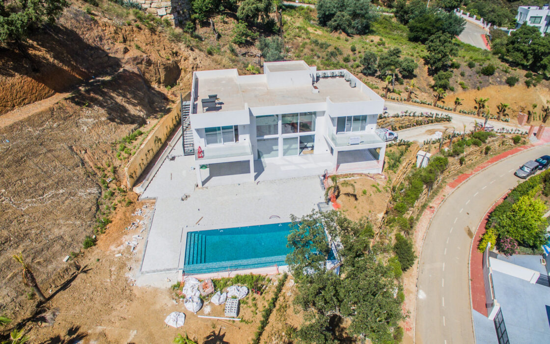 Престижна вілла в Ла Майрена, 712 кв.м з терасою