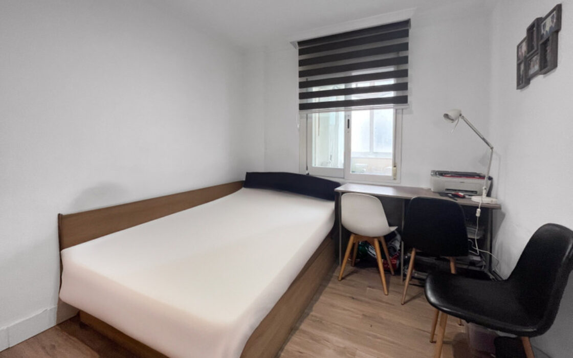 Апартаменти 95 кв.м з меблями в Естепоні біля моря