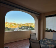 Апартаменти з терасою в Естепоні 136 кв.м 3 кімнати