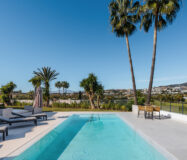 Вілла з 5 спальнями в Лос-Наранхос, тераса, 404 кв.м