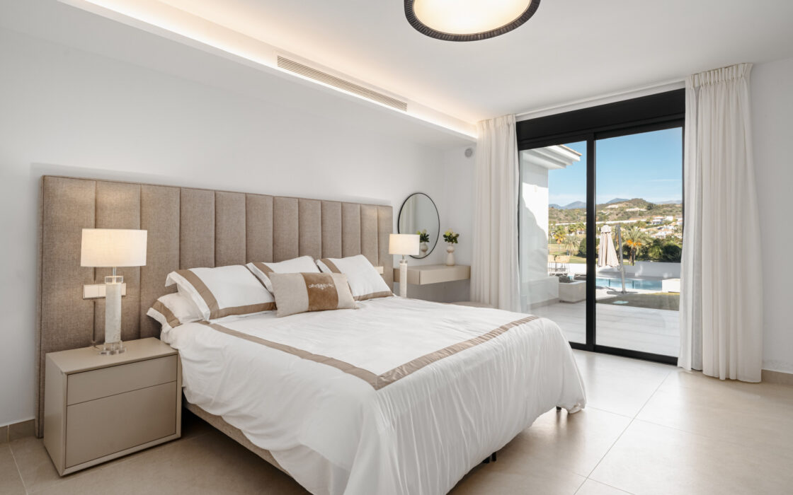 Вілла з 5 спальнями в Лос-Наранхос, тераса, 404 кв.м