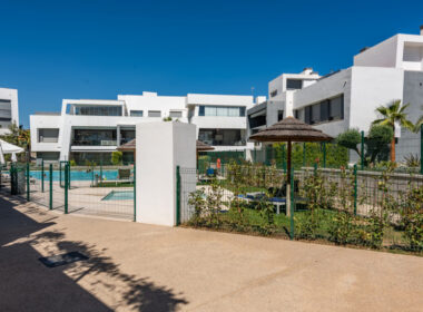 Сучасна Квартира з Садом у Сельво, Естепона 93 кв.м