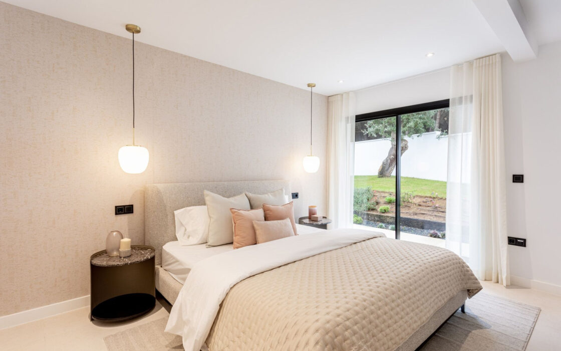 Современная вилла в Эльвирии 145 кв.м с террасой