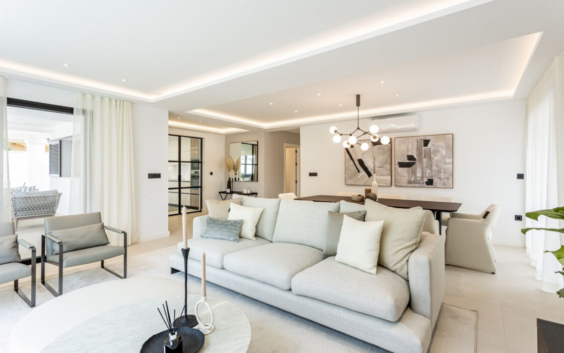 Современная вилла в Эльвирии 145 кв.м с террасой