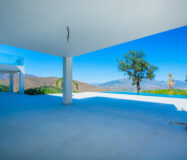 Роскошная вилла в тихом районе Бенальмадены с террасой 260 кв.м