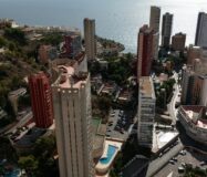 Три квартири в Бенідормі з орендним бізнесом біля моря