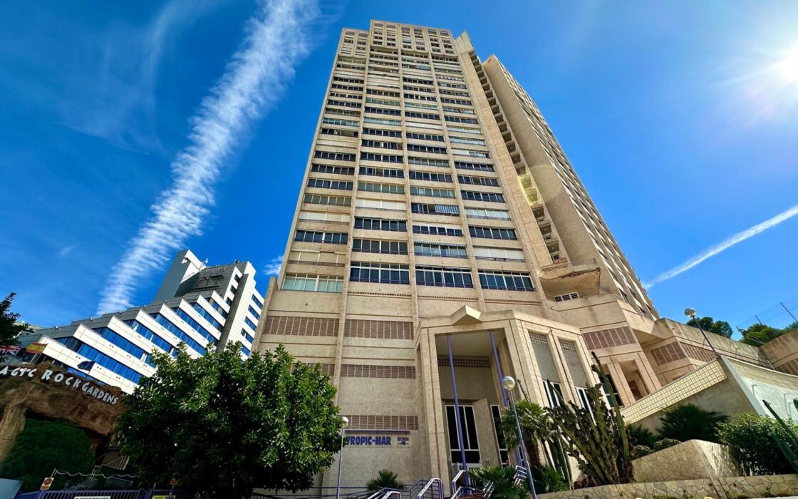 Три квартири в Бенідормі з орендним бізнесом біля моря