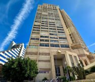 Три квартири в Бенідормі з орендним бізнесом біля моря