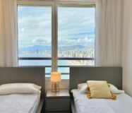 Три квартири в Бенідормі з орендним бізнесом біля моря