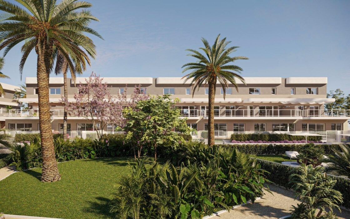 Новые апартаменты с террасой в Аленда Гольф 99 кв.м