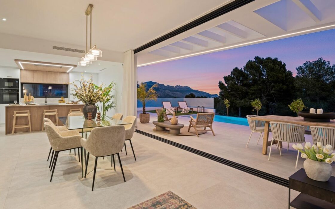 Виллы с видом на море в Балкон-де-Понойг 307 кв.м 3 спальни