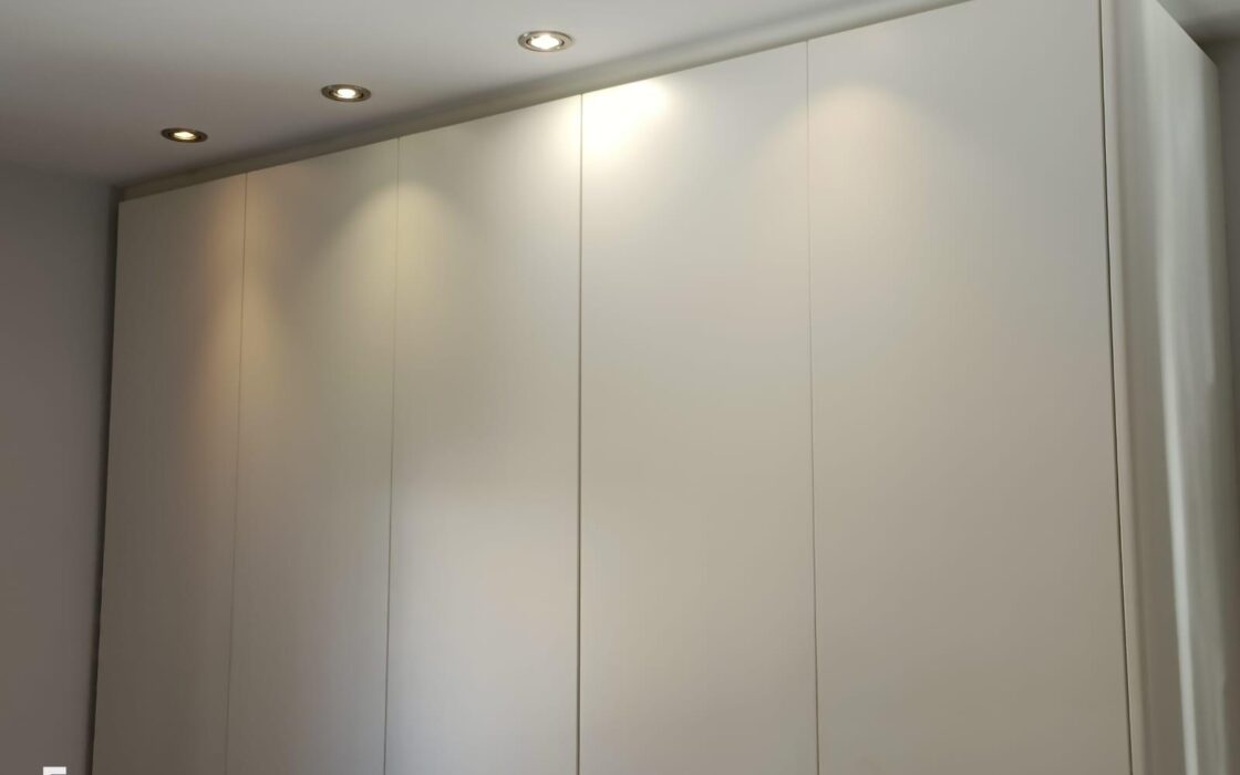 Квартира 85 кв.м в центре Аликанте, 200 м до пляжа