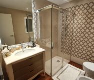 Квартира 85 кв.м в центре Аликанте, 200 м до пляжа