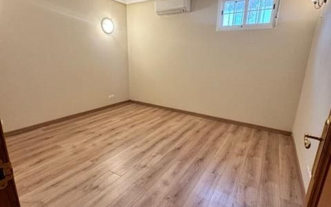 Вилла с видом на море в Ориуэла Коста 123 кв.м.