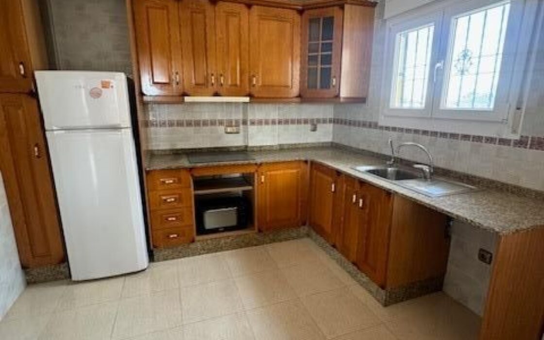 Вилла с видом на море в Ориуэла Коста 123 кв.м.