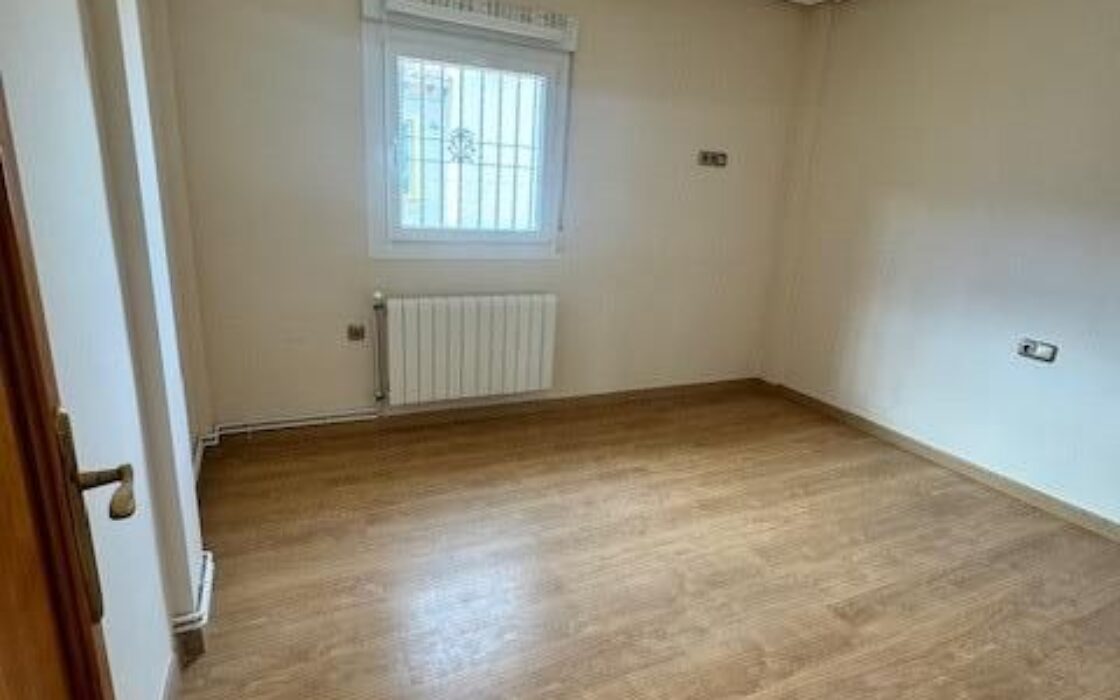 Вилла с видом на море в Ориуэла Коста 123 кв.м.