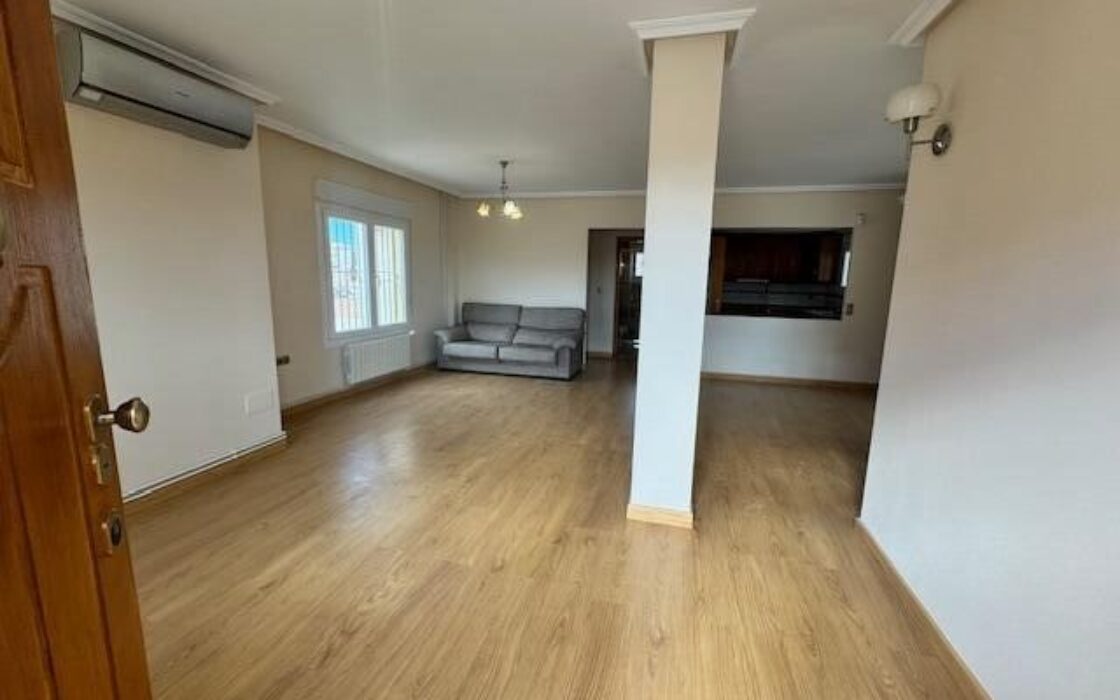 Вилла с видом на море в Ориуэла Коста 123 кв.м.