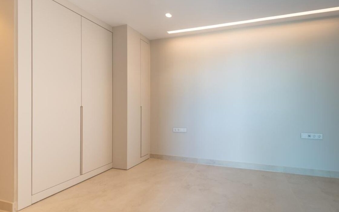 Апартаменти у моря в Бенідормі 297 кв.м, 4 спальні