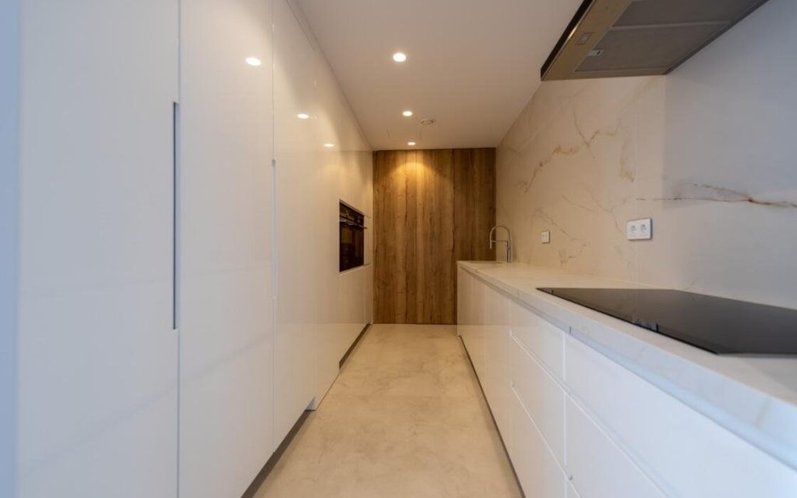 Апартаменти у моря в Бенідормі 297 кв.м, 4 спальні