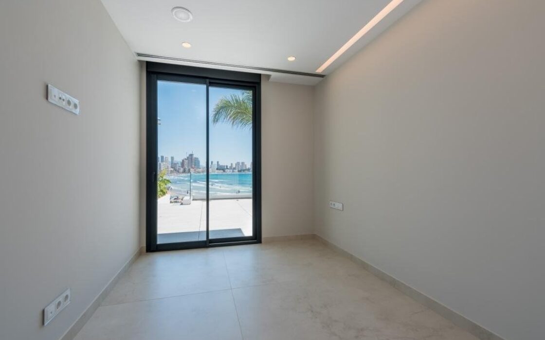 Апартаменти у моря в Бенідормі 297 кв.м, 4 спальні