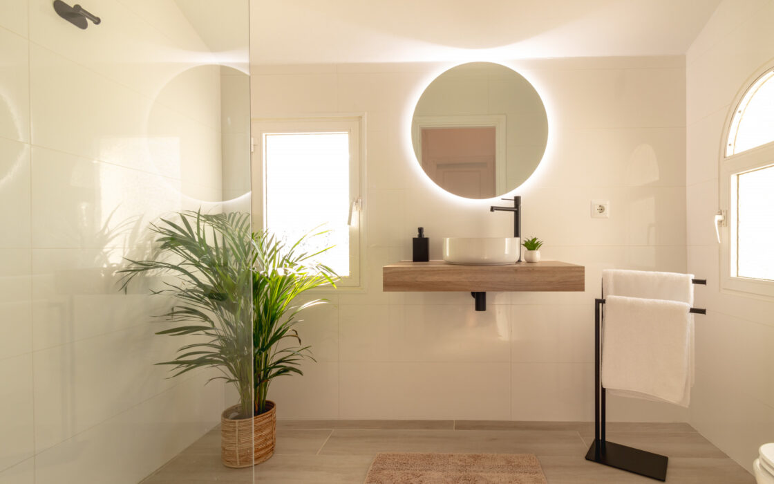 Розкішна вілла в Естепоні з терасою 272 кв.м.