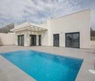 Вілла з басейном в Полоп де ла Марина 107 кв.м біля моря