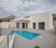 Вілла з басейном в Полоп де ла Марина 107 кв.м біля моря