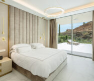 Новая квартира у моря с 3 спальнями в Reserva del Higuerón 130 кв.м