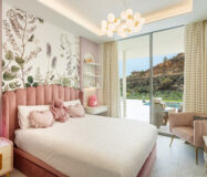 Новая квартира у моря с 3 спальнями в Reserva del Higuerón 130 кв.м