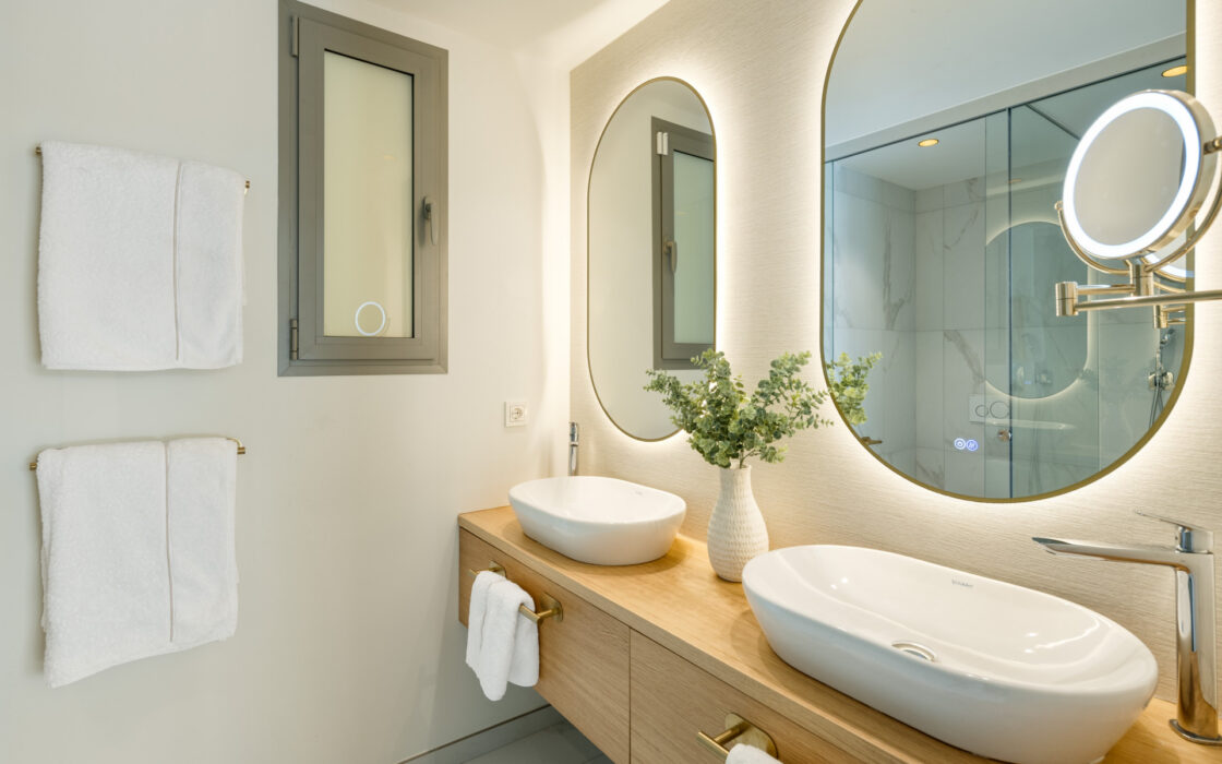 Новая квартира у моря с 3 спальнями в Reserva del Higuerón 130 кв.м