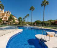 Стильна квартира з терасою в Касарес-Плайя 102 кв.м.