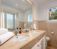 Стильна квартира з терасою в Касарес-Плайя 102 кв.м.