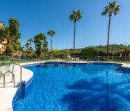 Стильна квартира з терасою в Касарес-Плайя 102 кв.м.