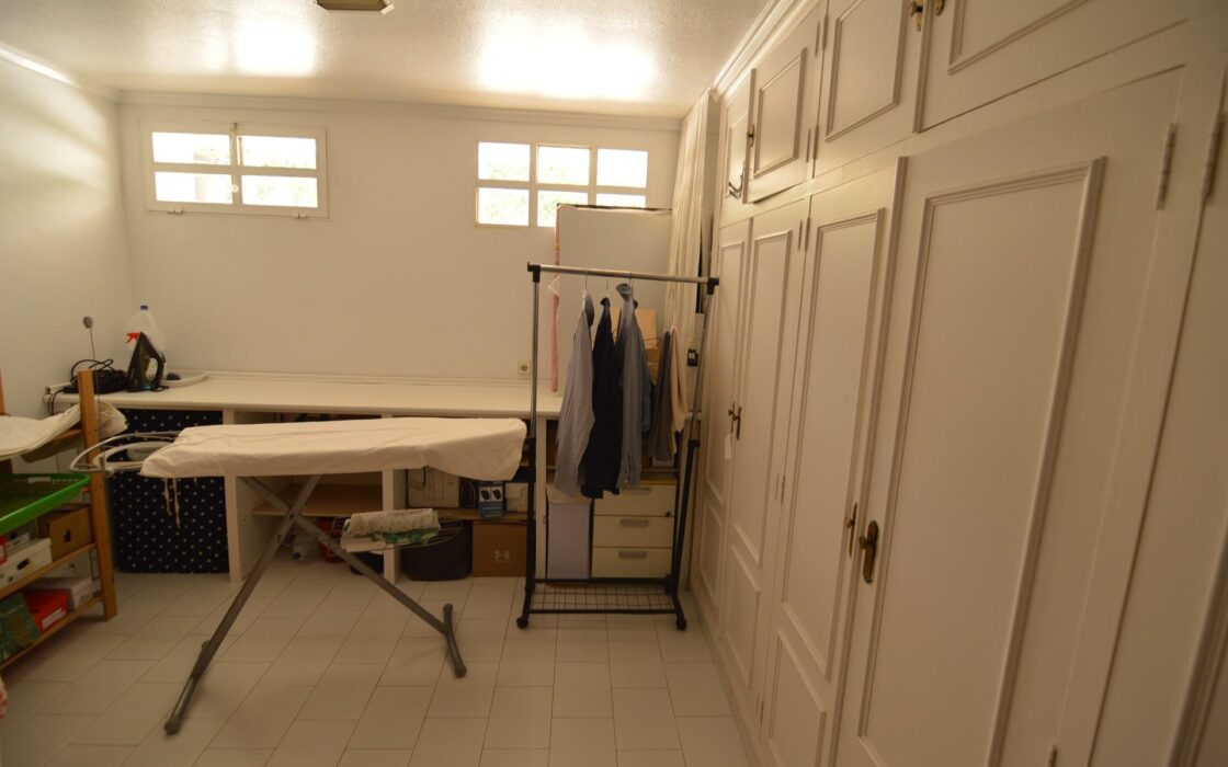 Роскошная вилла в Торревьехе 394 кв.м с бассейном