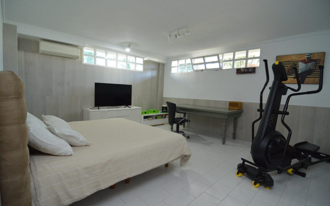 Роскошная вилла в Торревьехе 394 кв.м с бассейном