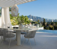 Вілла з терасою та басейном в районі Малаги, 260 кв.м