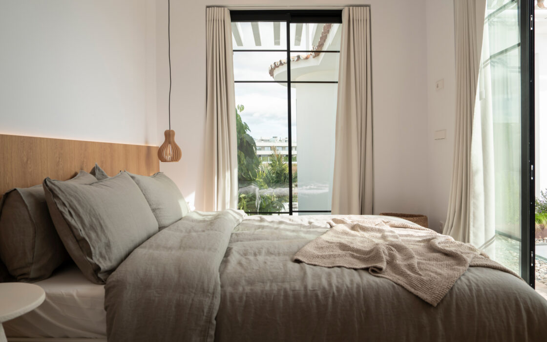 Вілла з терасою та басейном в районі Малаги, 260 кв.м