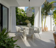 Вілла з терасою та басейном в районі Малаги, 260 кв.м