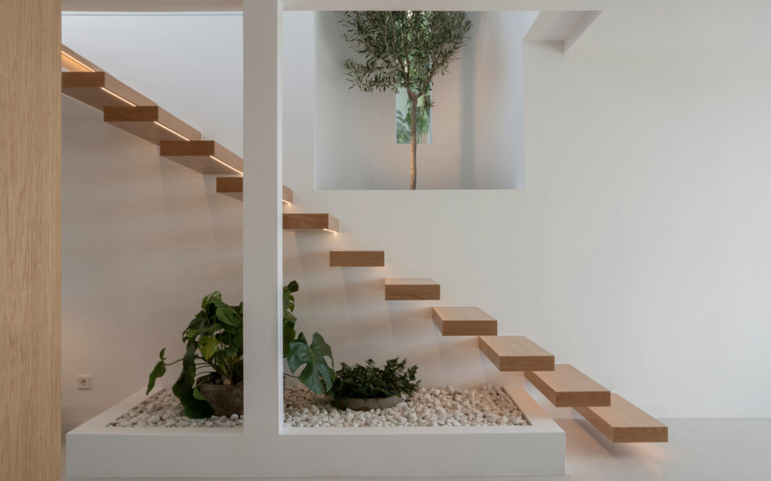 Вілла з терасою та басейном в районі Малаги, 260 кв.м