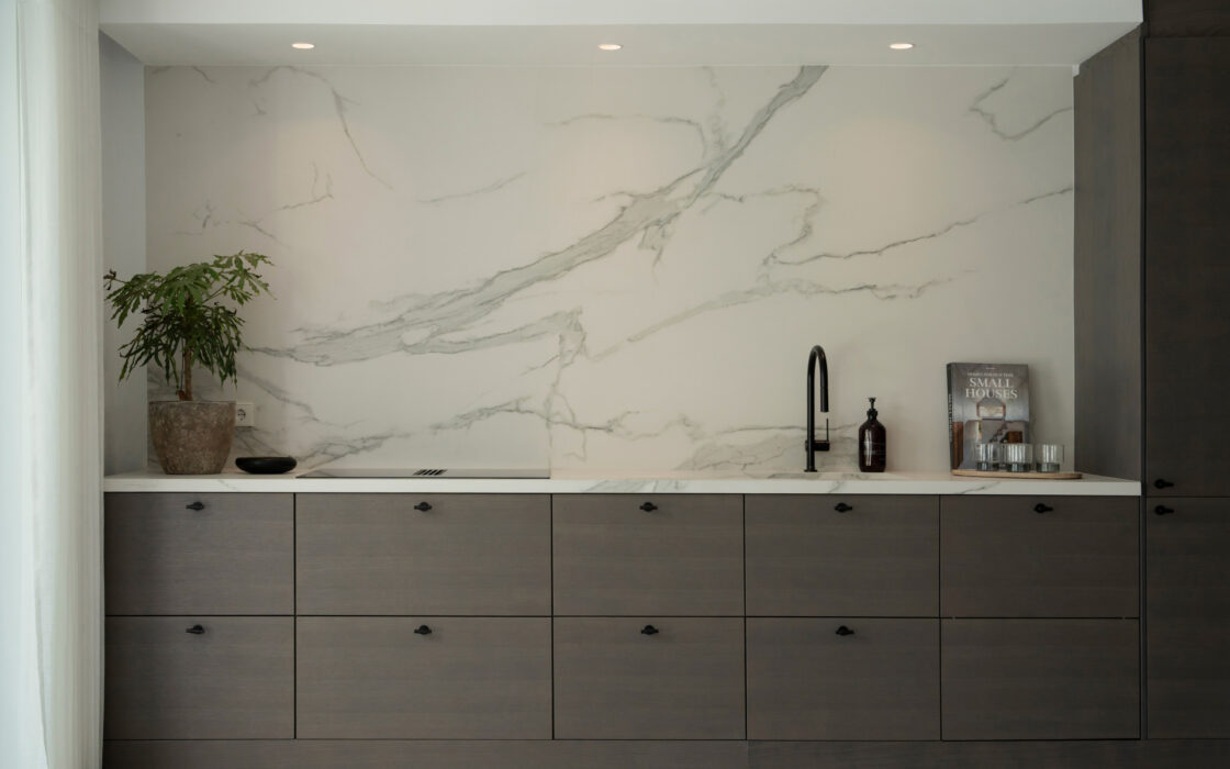 Вілла з терасою та басейном в районі Малаги, 260 кв.м