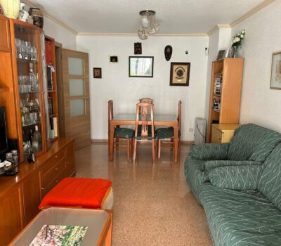 Просторні апартаменти в Бенідормі 80 кв.м з терасою у моря