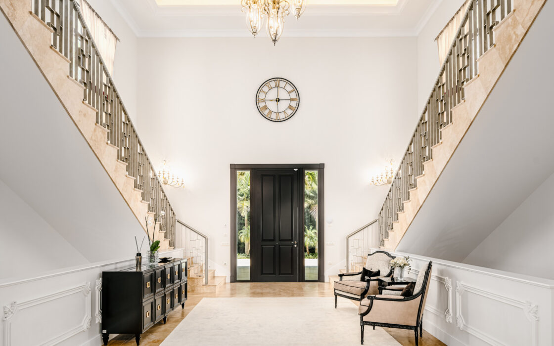 Вилла с террасой в Сьерра-Бланка, Марбелья, 1299 кв.м