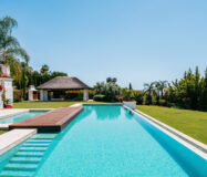 Вилла с террасой в Сьерра-Бланка, Марбелья, 1299 кв.м