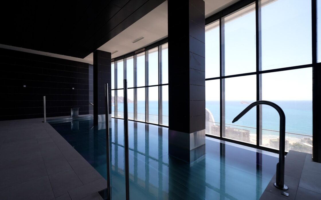 Апартаменты с видом на море в Бенидорме 130 кв.м 3 комнаты